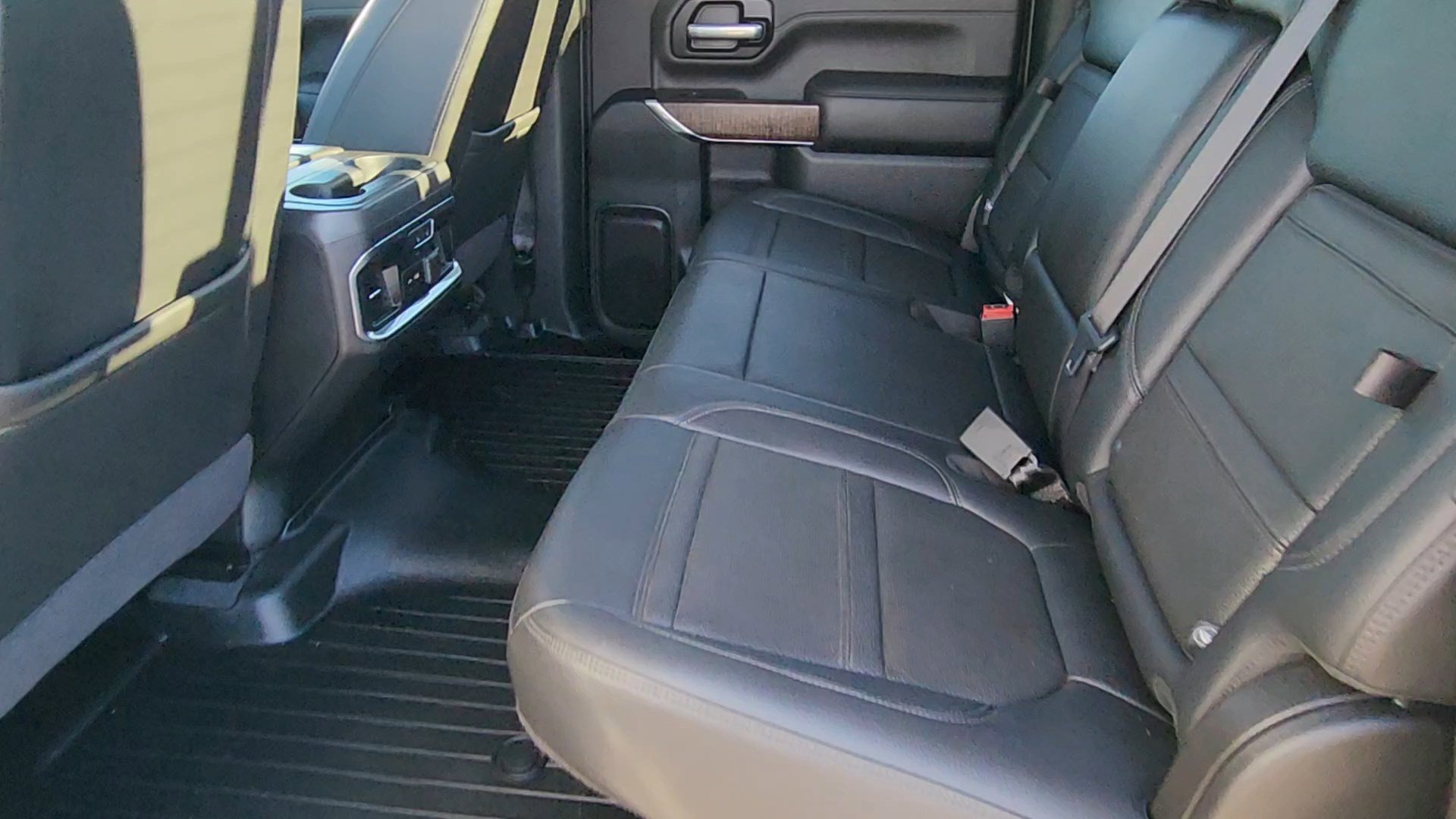 Used 2020 GMC Sierra 3500 Denali w/ Denali Ultimate Package image 14