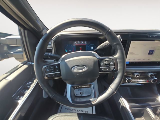 Certified 2025 Ford F450 Platinum w/ FX4 Off-Road Package AWD/4WD image 12