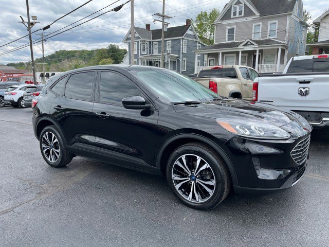 Certified 2022 Ford Escape SE w/ SE Sport Appearance Package