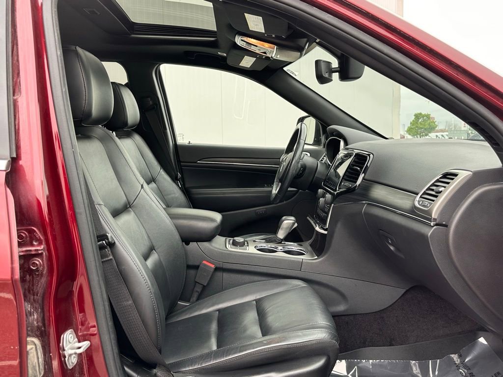 Used 2019 Jeep Grand Cherokee Limited AWD/4WD image 22