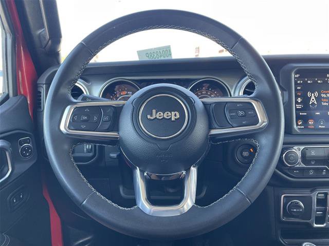 Used 2023 Jeep Wrangler Unlimited Sahara AWD/4WD image 12