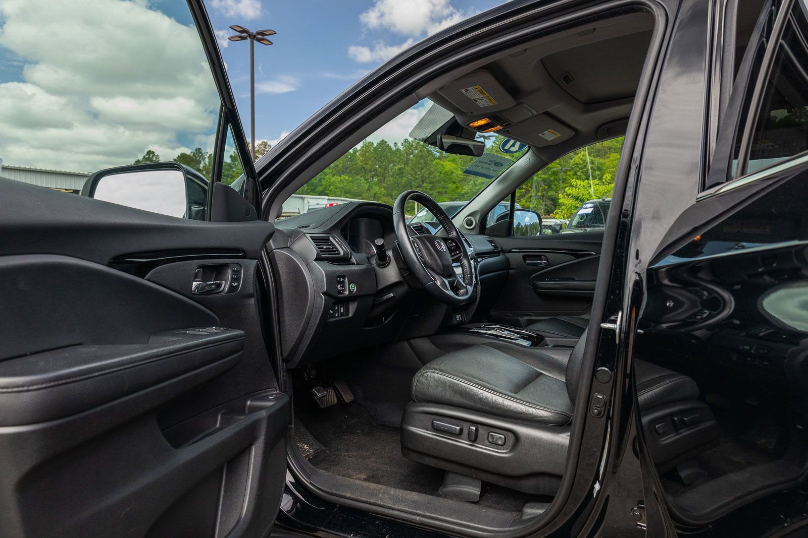 Used 2021 Honda Pilot Touring image 19
