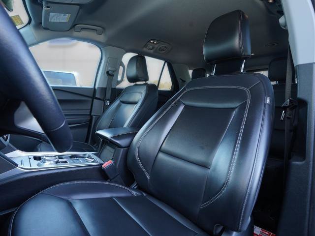 Certified 2021 Ford Explorer XLT w/ Equipment Group 202A image 12