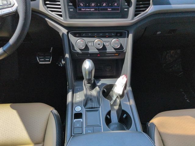 Used 2021 Volkswagen Atlas Cross Sport SE w/ V6 Towing Package FWD image 22