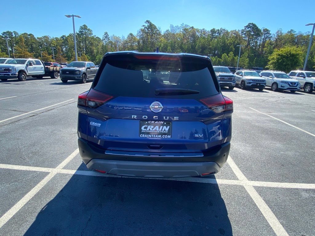 Used 2021 Nissan Rogue SV FWD image 6