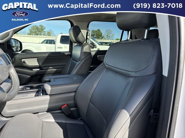 Certified 2025 Ford Expedition Active image 23