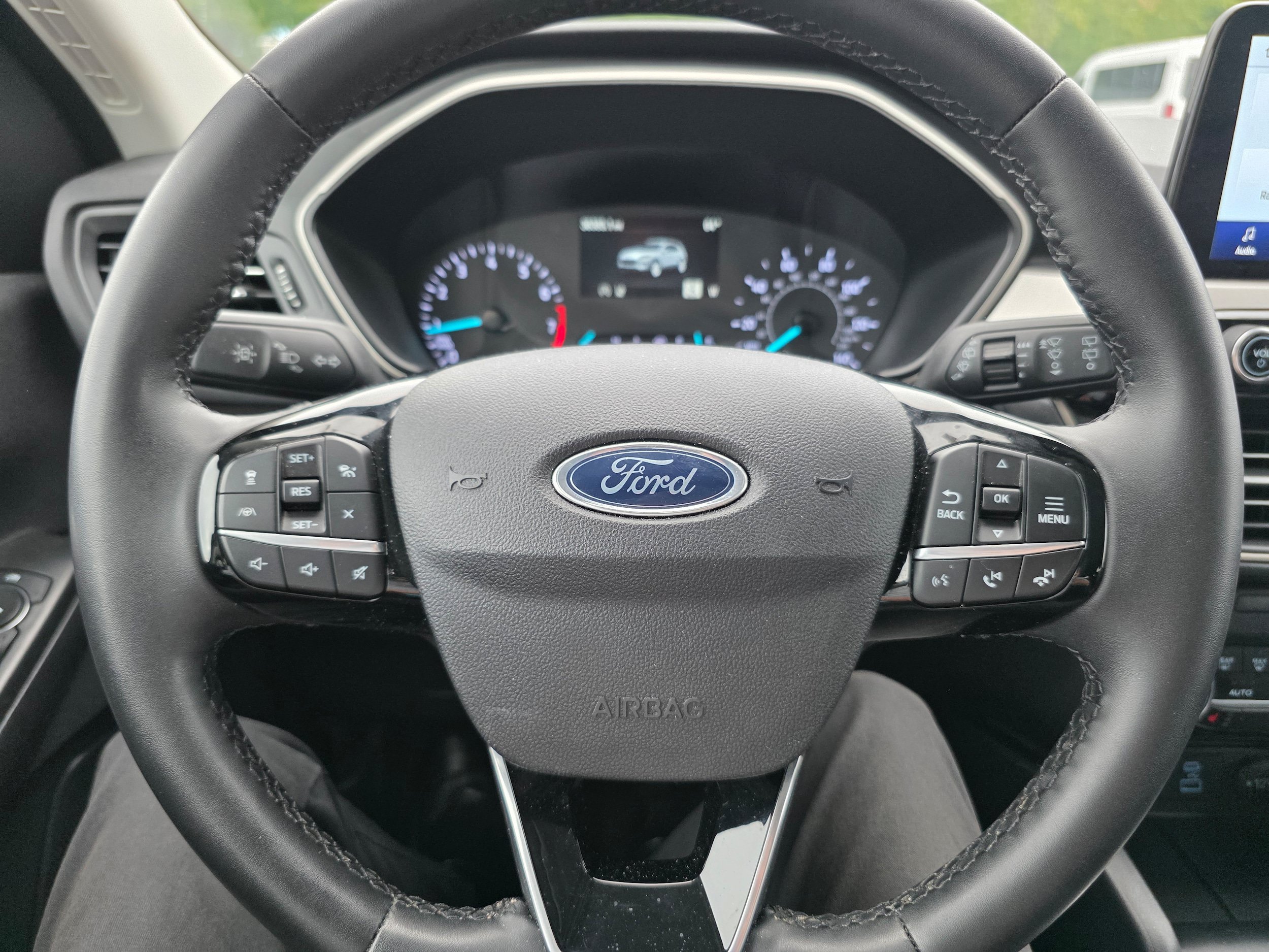 Certified 2022 Ford Escape SEL AWD/4WD image 13