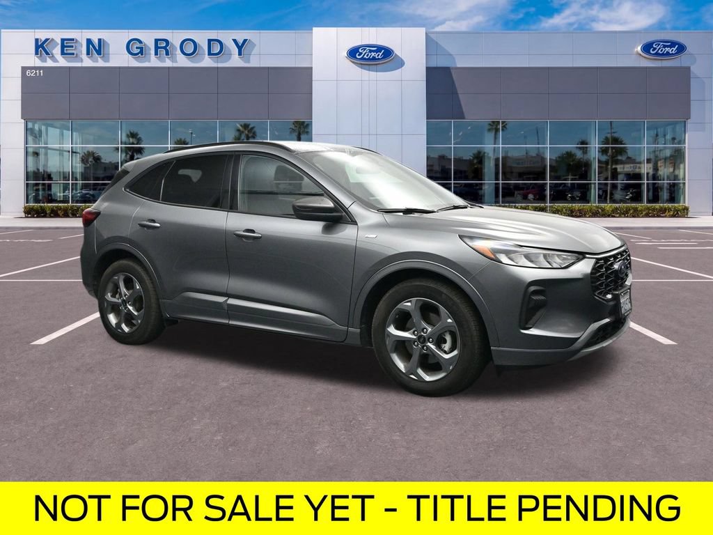 Certified 2023 Ford Escape ST-Line w/ Tech Pack #1 FWD image 1