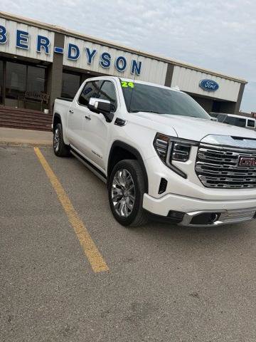 Used 2024 GMC Sierra 1500 Denali w/ Denali Reserve Package AWD/4WD image 2