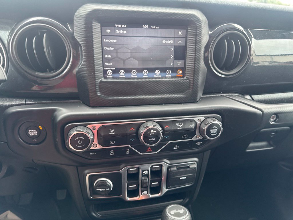 Used 2023 Jeep Wrangler Unlimited Sport AWD/4WD image 5