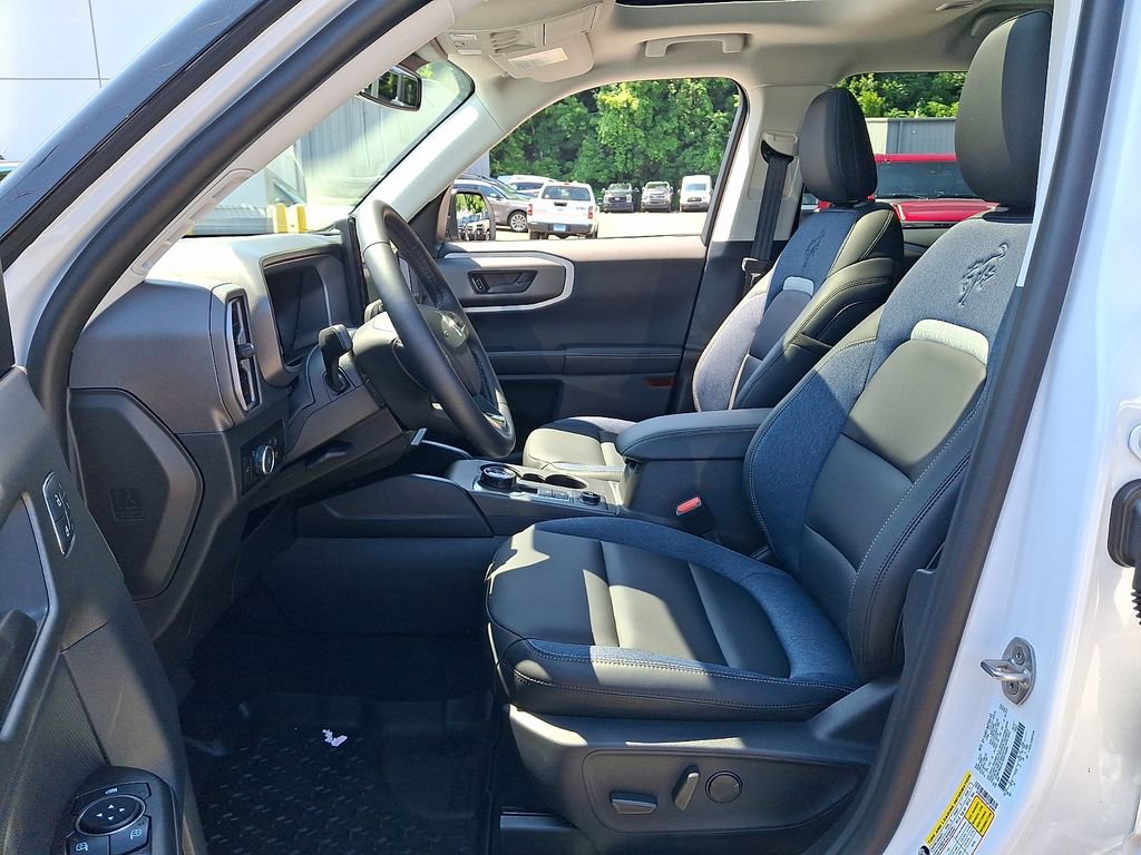 Certified 2025 Ford Bronco Sport Outer Banks w/ Outer Banks Tech Package+ AWD/4WD image 14