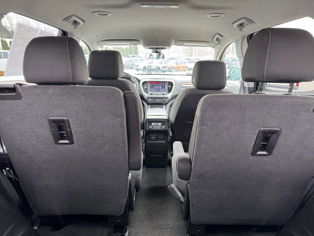 Used 2023 GMC Acadia SLE w/ Driver Convenience Package image 15