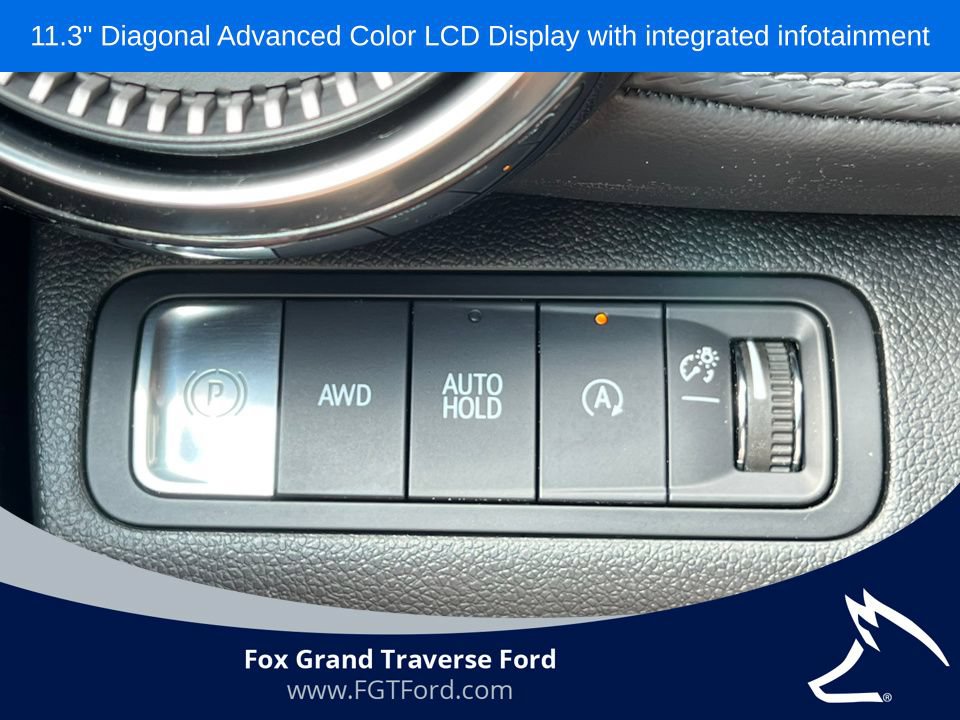 Used 2025 Chevrolet Equinox LT w/ Convenience Package II AWD/4WD image 16