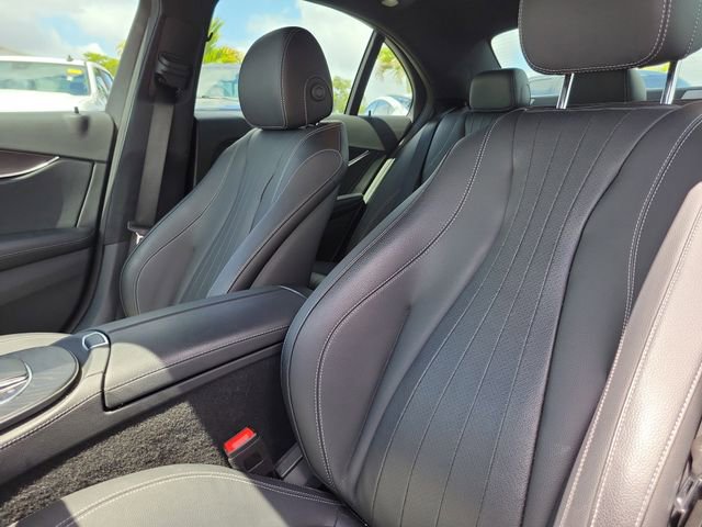 Used 2022 Mercedes-Benz E 350 Sedan w/ AMG Line Exterior image 20