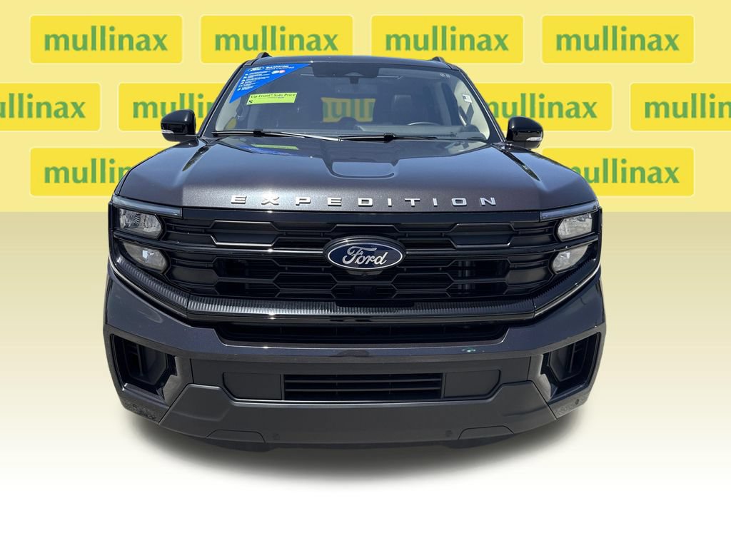 Certified 2025 Ford Expedition Active RWD image 12