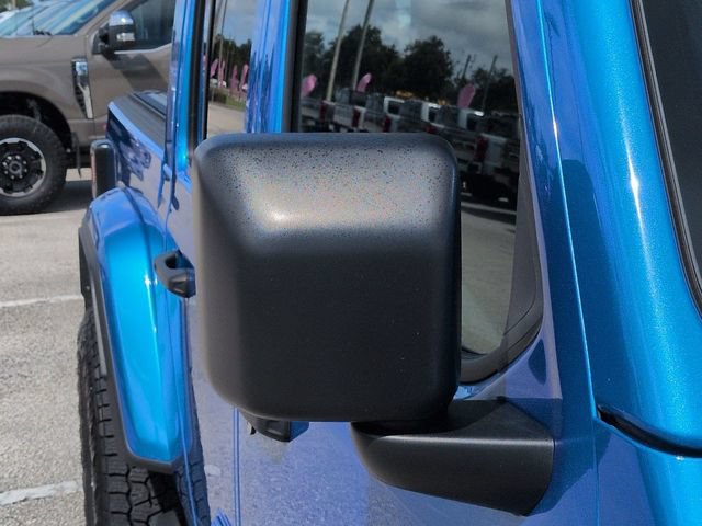 Used 2025 Jeep Gladiator Sport AWD/4WD image 12