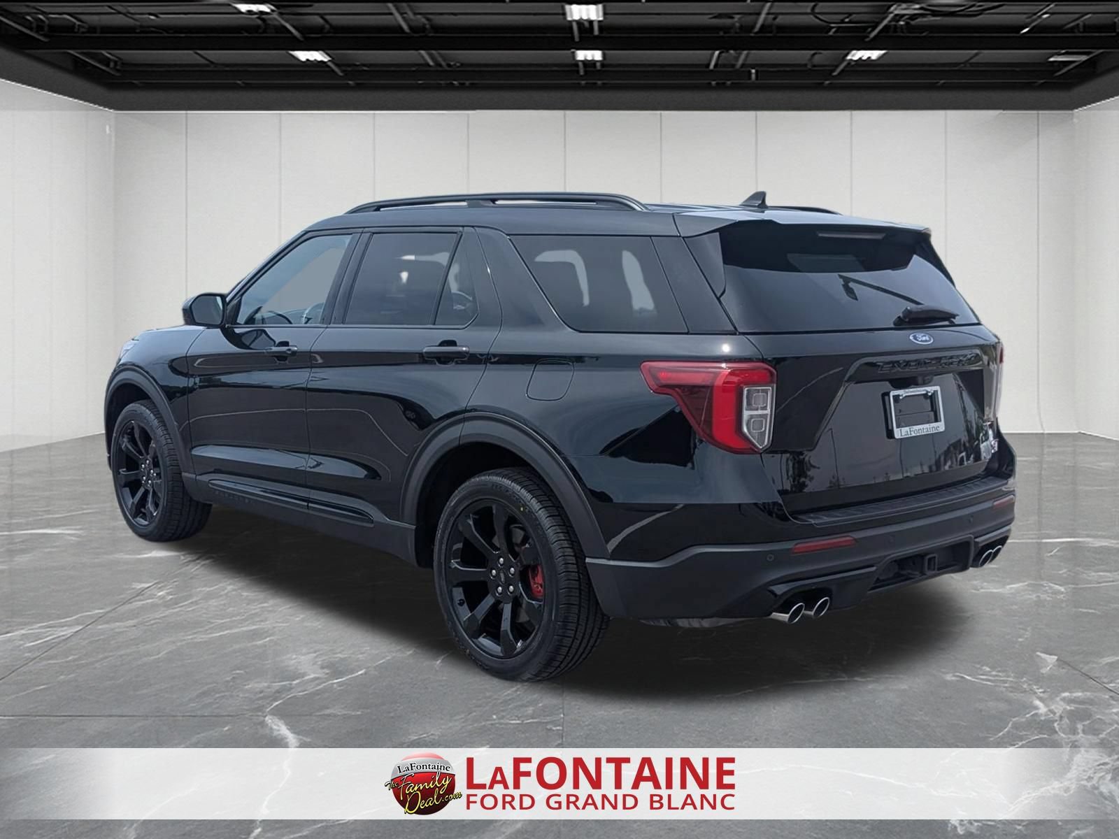 Certified 2022 Ford Explorer ST w/ ST Street Pack AWD/4WD image 3