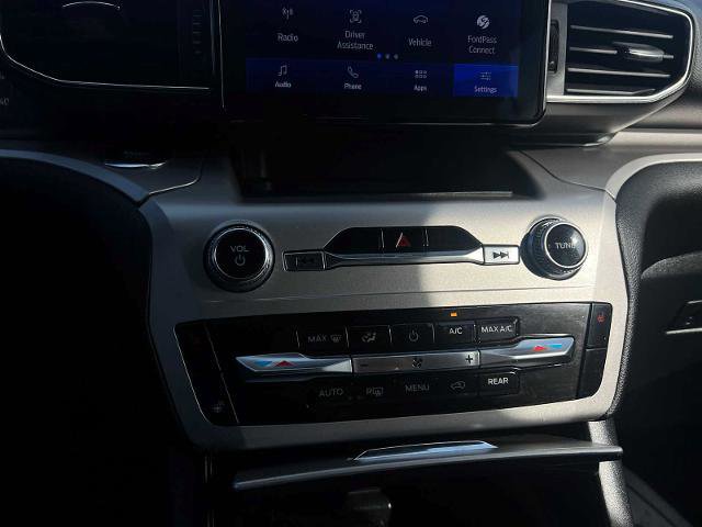 Certified 2022 Ford Explorer XLT w/ Equipment Group 202A image 17