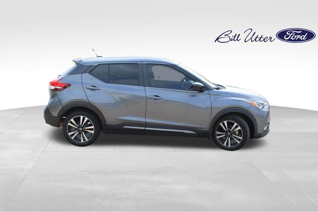 Used 2020 Nissan Kicks SR image 6