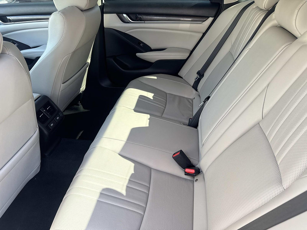 Used 2021 Honda Accord EX-L image 33