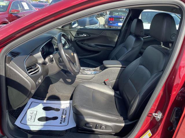 Used 2018 Chevrolet Malibu LT w/ Leather Package image 17