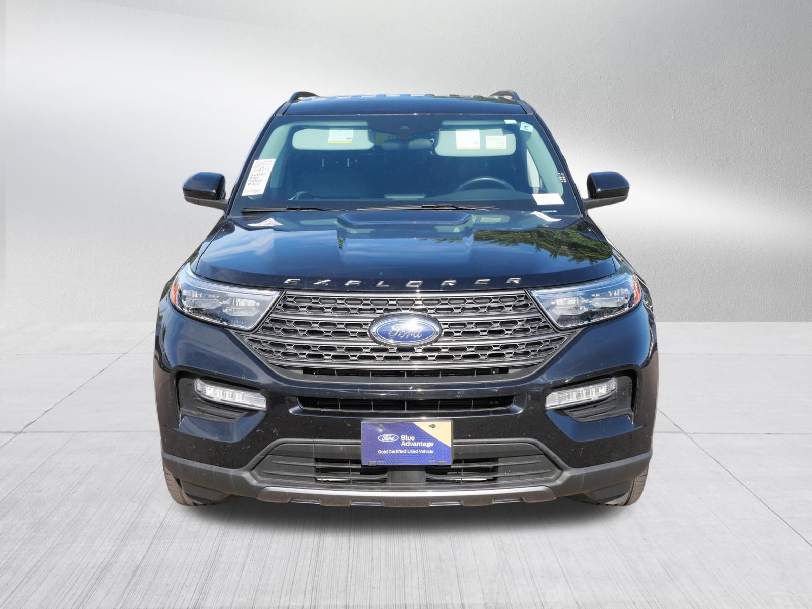 Certified 2024 Ford Explorer XLT w/ Equipment Group 202A AWD/4WD image 2