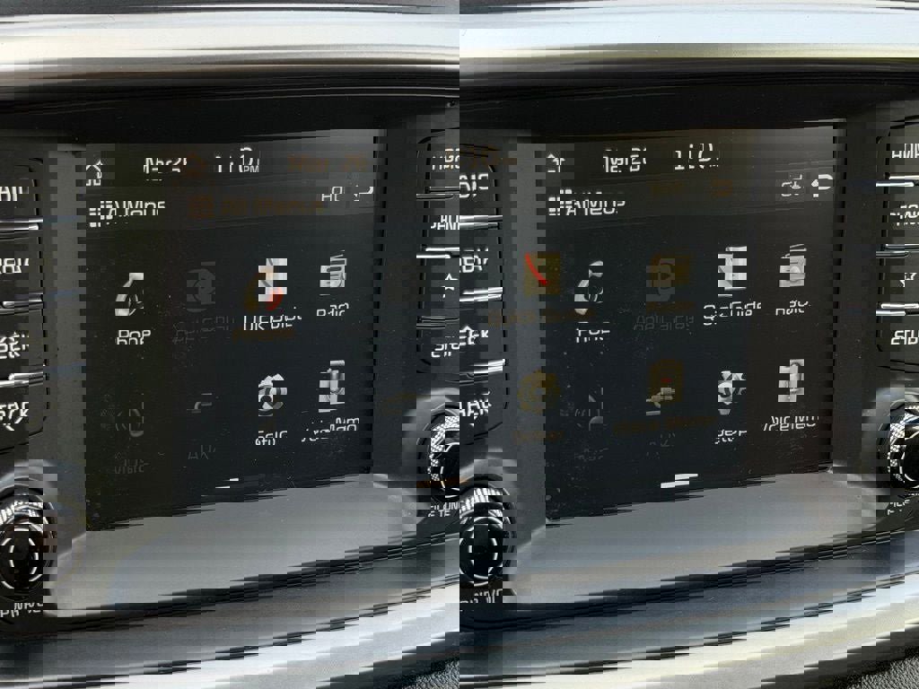 Used 2020 Kia Sorento LX w/ LX I4 Convenience Package image 17