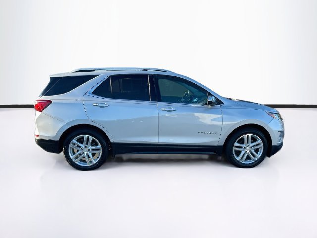 Used 2018 Chevrolet Equinox Premier AWD/4WD image 11