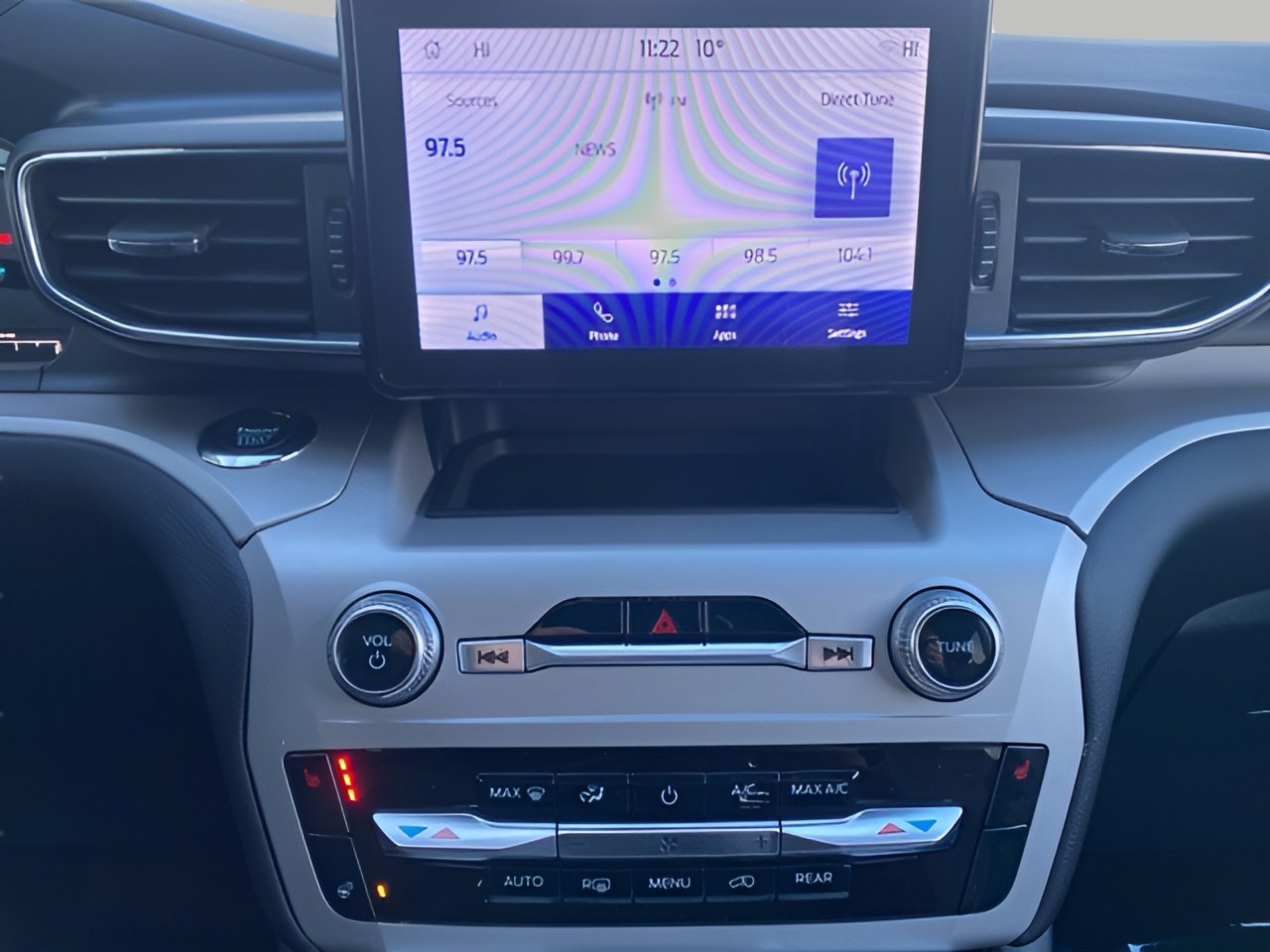 Certified 2024 Ford Explorer XLT w/ Equipment Group 202A image 19