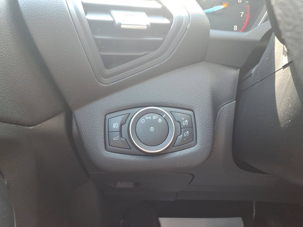 Certified 2019 Ford Escape SE AWD/4WD image 14