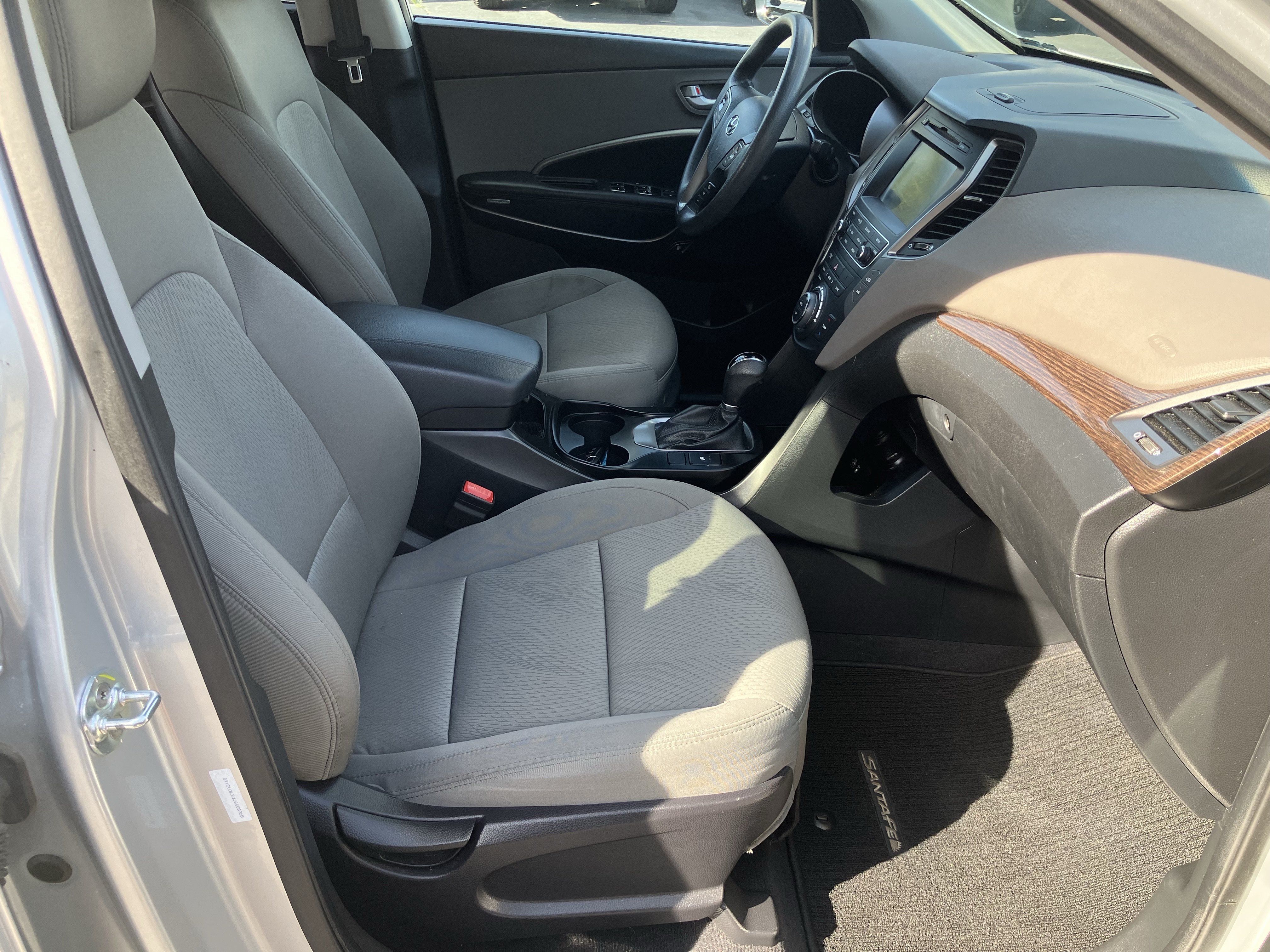 Used 2018 Hyundai Santa Fe Sport w/ 2.4L Value Package 02 FWD image 14