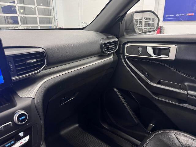 Certified 2020 Ford Explorer XLT w/ Equipment Group 202A image 23