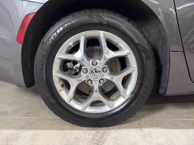 Used 2019 Chrysler Pacifica Limited image 12