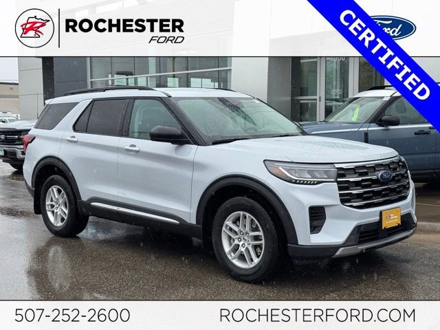 Certified 2025 Ford Explorer Active AWD/4WD image 5