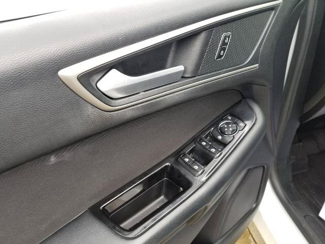 Certified 2019 Ford Edge SEL FWD image 11