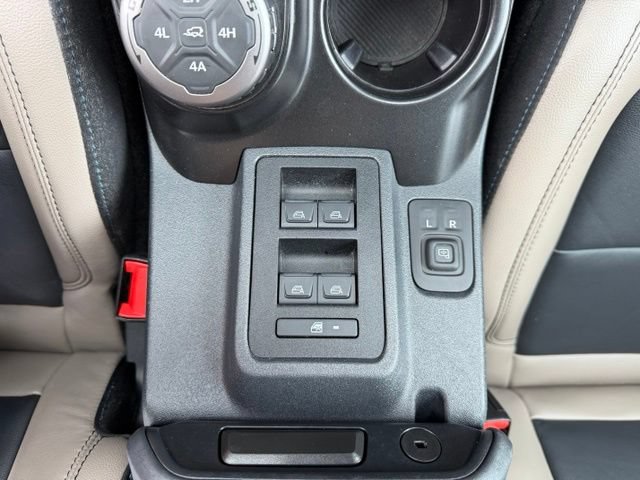 Certified 2023 Ford Bronco Wildtrak AWD/4WD image 19