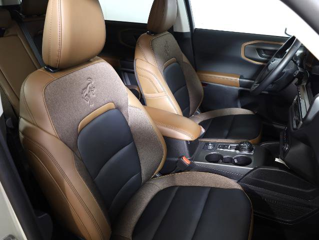 Certified 2025 Ford Bronco Sport Outer Banks w/ Outer Banks Tech Package+ AWD/4WD image 9