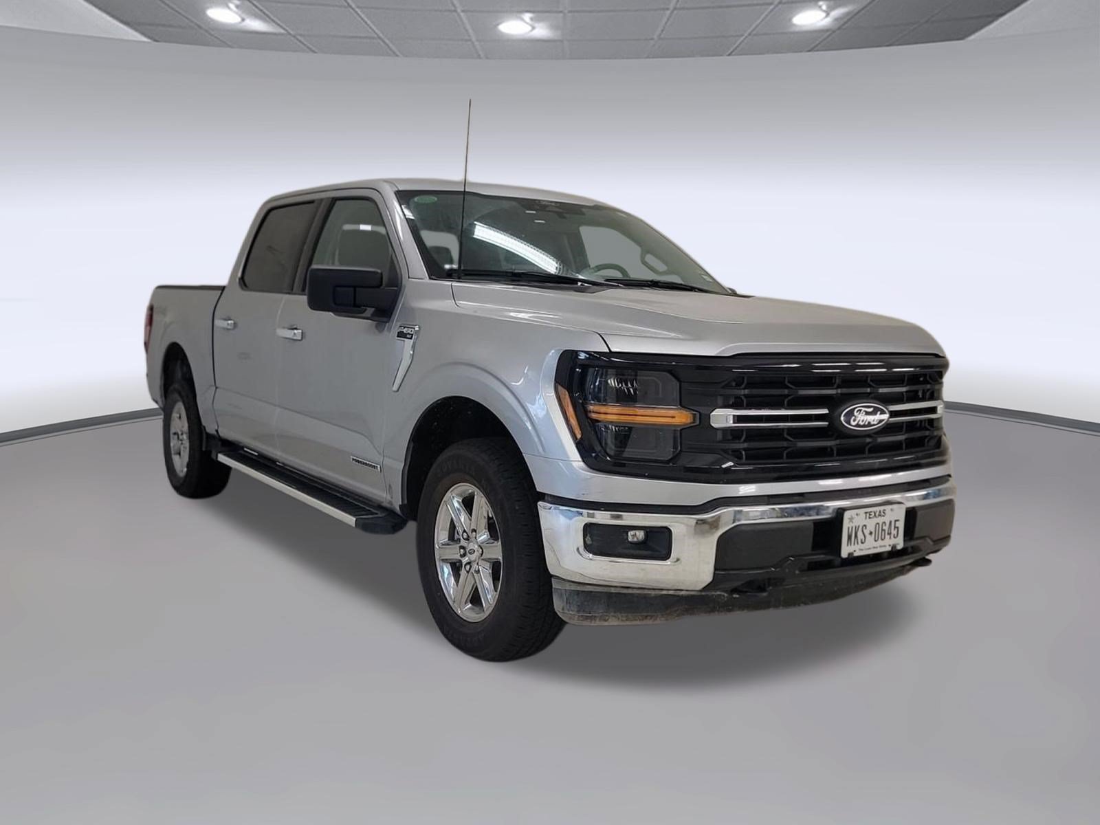 Certified 2025 Ford F150 XLT w/ Equipment Group 301A Standard AWD/4WD image 5