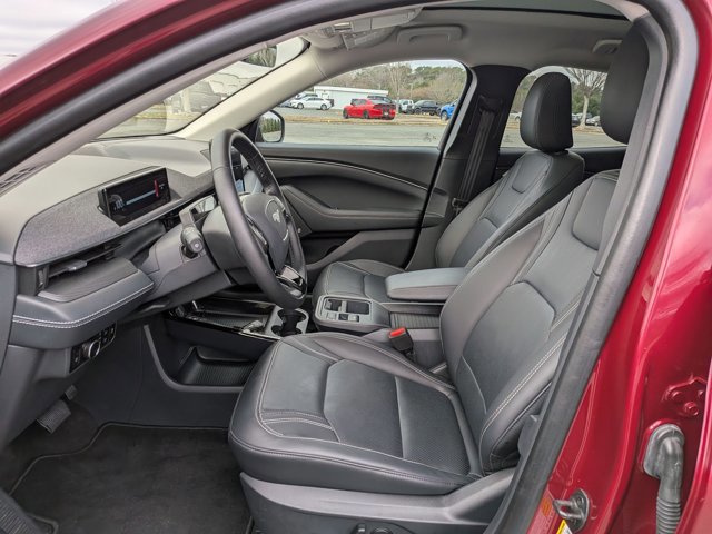 Certified 2025 Ford Mustang Mach-E Premium image 15