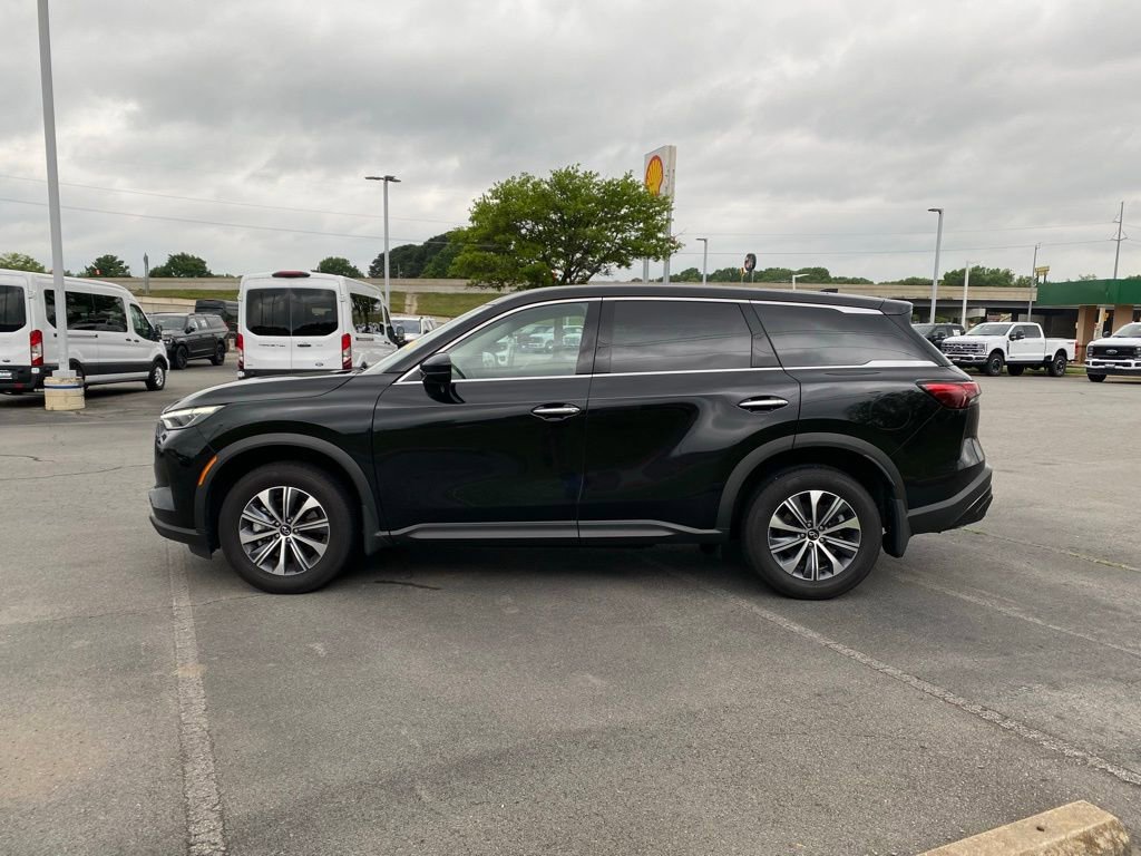 Used 2025 INFINITI QX60 Pure FWD image 4