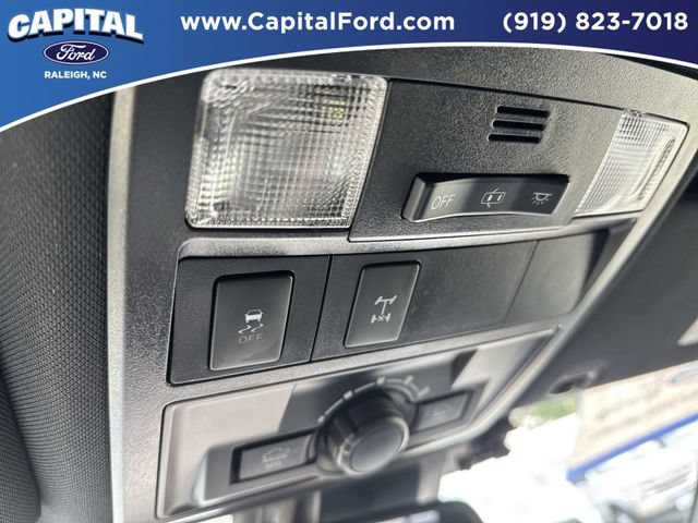 Used 2018 Toyota Tacoma TRD Pro AWD/4WD image 32