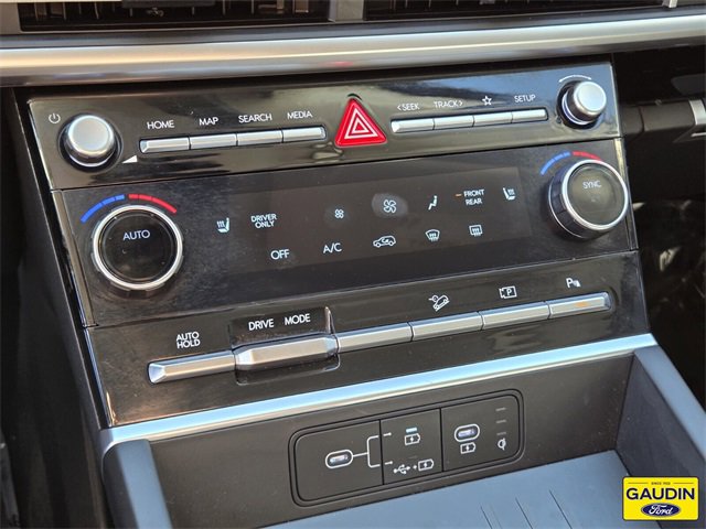 Used 2024 Hyundai Santa Fe SEL image 22