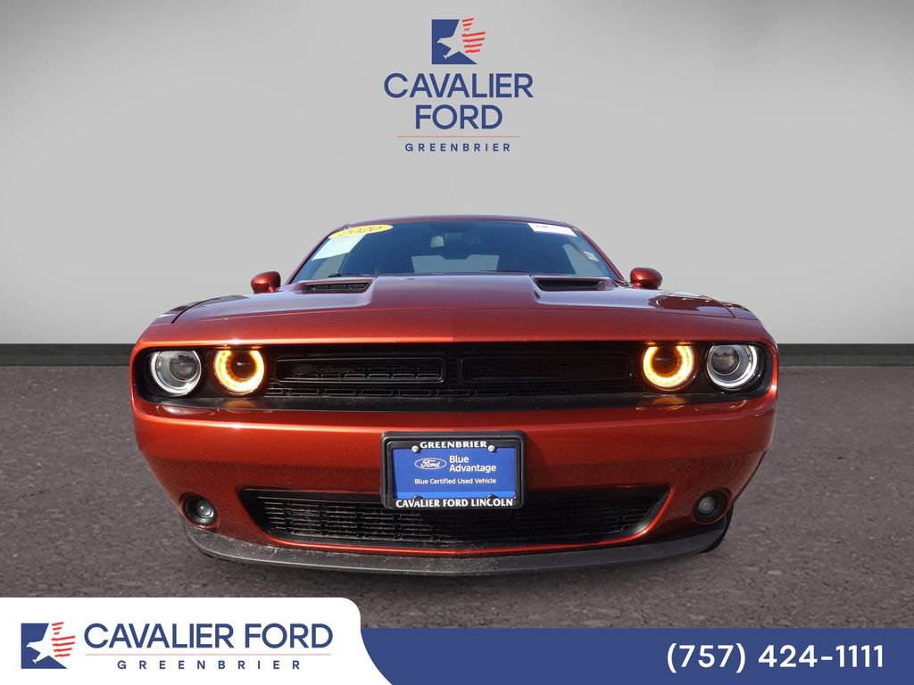Used 2020 Dodge Challenger SXT w/ Blacktop Package RWD image 5