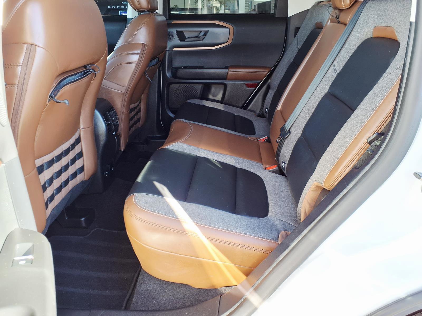 Certified 2023 Ford Bronco Sport Outer Banks w/ Tech Package image 17