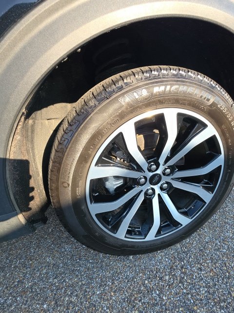 Certified 2025 Ford Explorer ST-Line RWD image 12