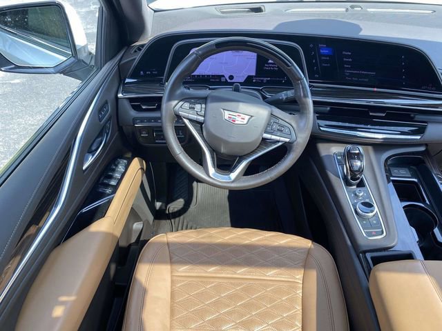 Used 2022 Cadillac Escalade ESV Premium Luxury w/ Performance Package image 13