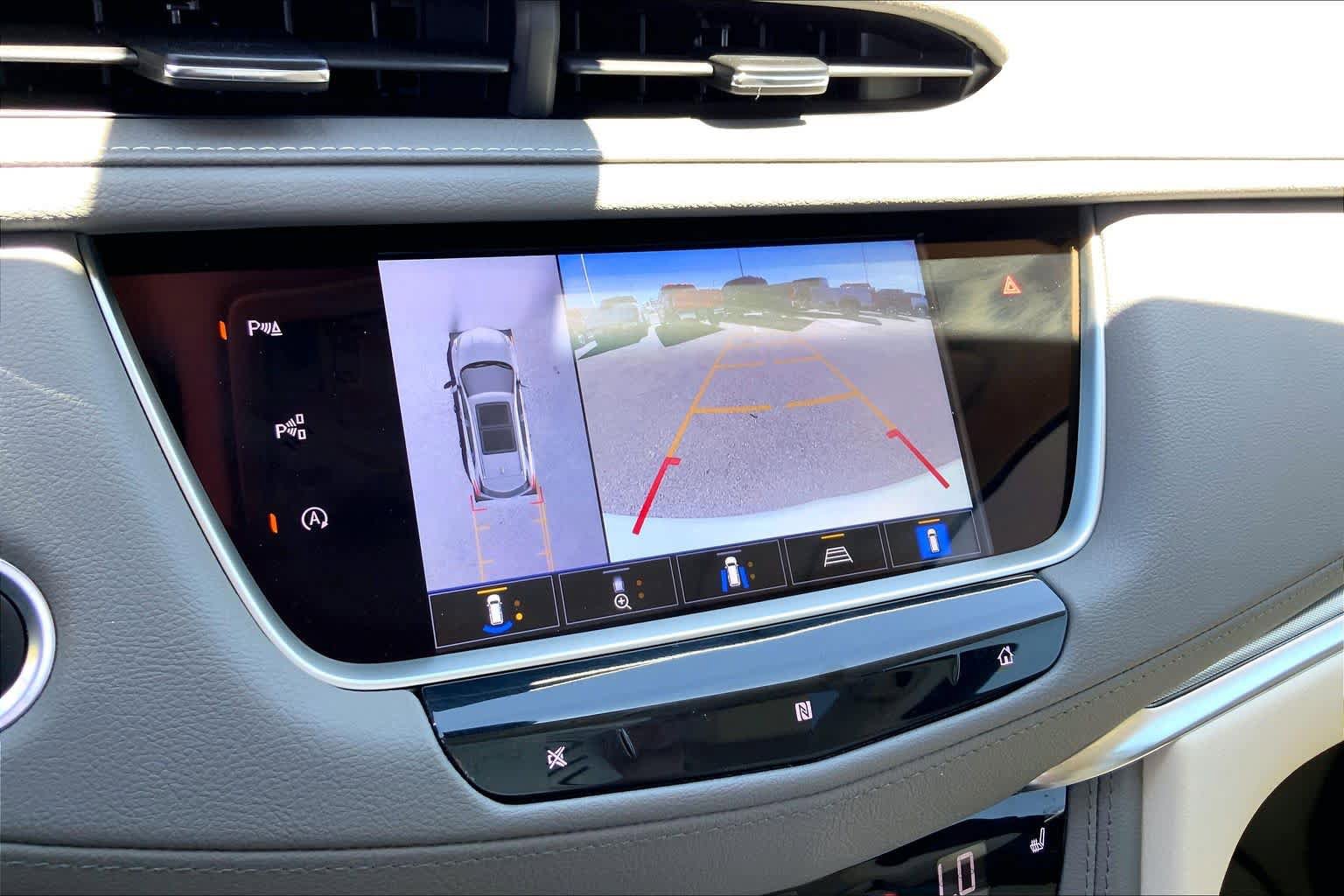 Used 2021 Cadillac XT5 Premium Luxury FWD image 27
