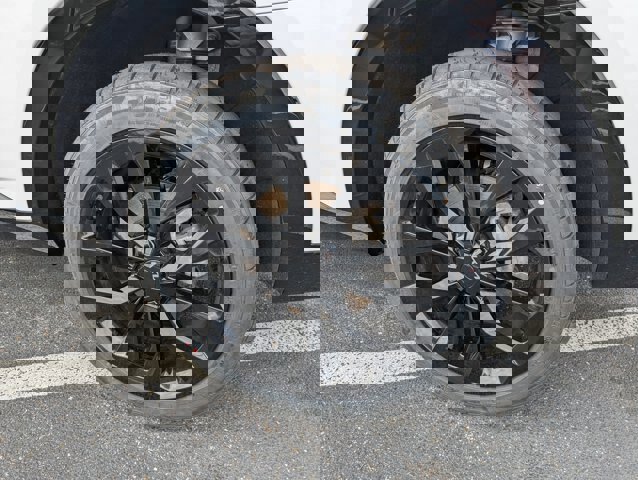 Used 2023 Kia Sorento SX image 30