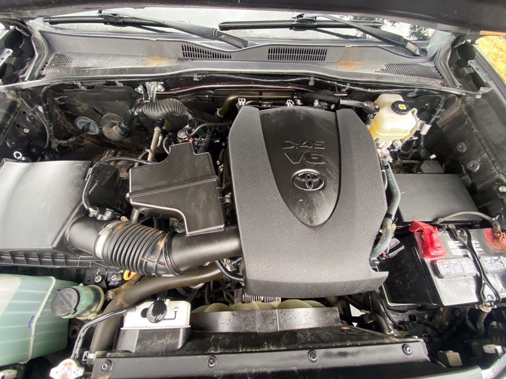 Used 2022 Toyota Tacoma TRD Off-Road AWD/4WD image 30