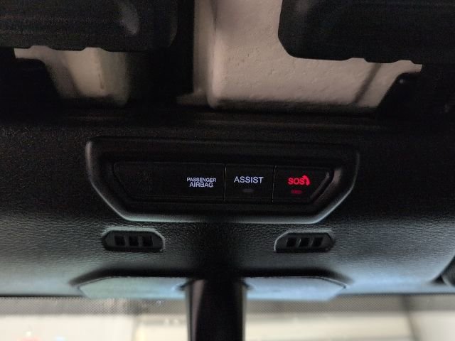 Used 2019 Jeep Wrangler Unlimited Rubicon w/ Dual Top Group AWD/4WD image 28